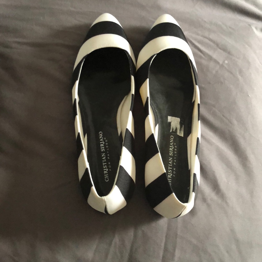 NIB shoes